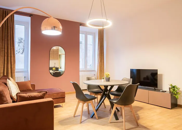 Pallaro 6 Apartment